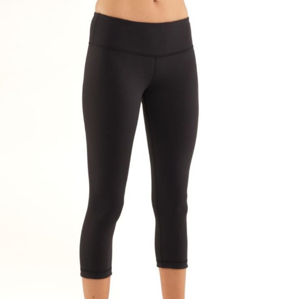 Lululemon Wunder Under Crop Reversible Black to Grey - Picture 2 of 8